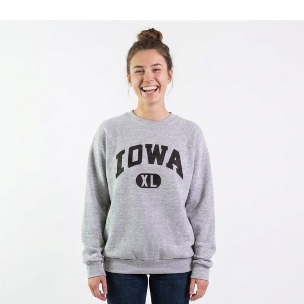 Vintage 90s FOTL University Iowa Hawkeyes XL Sweatshirt Unisex L USA Soft Sport